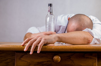 alcohol-hangover-event-death-52507 small.png